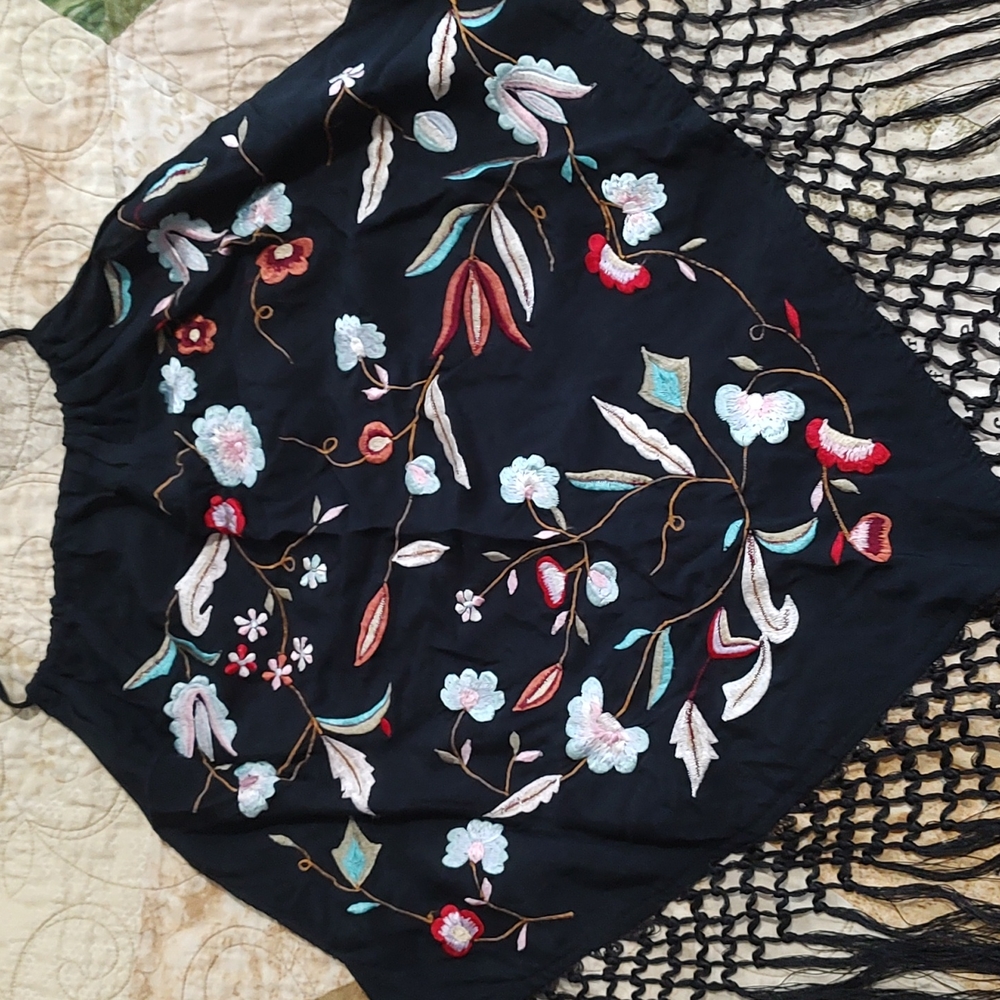 COPY - Festival embroidered crop top, black, size small